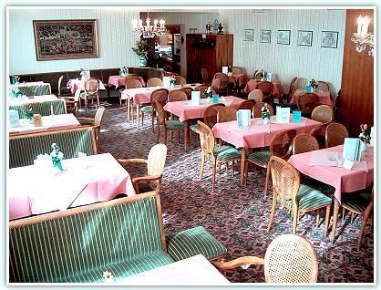 Hotel Goldinger Landstuhl Bagian luar foto