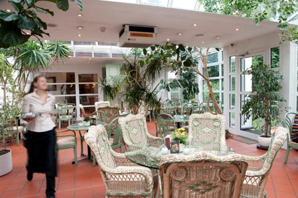 Hotel Goldinger Landstuhl Bagian luar foto